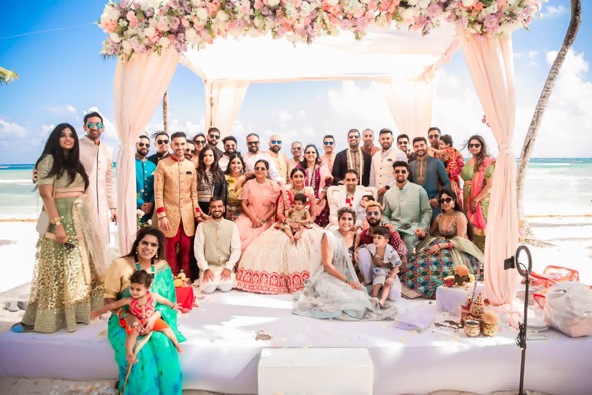 Wedding photography: hindu ceremony at a Cancun wedding by Xavier Bau