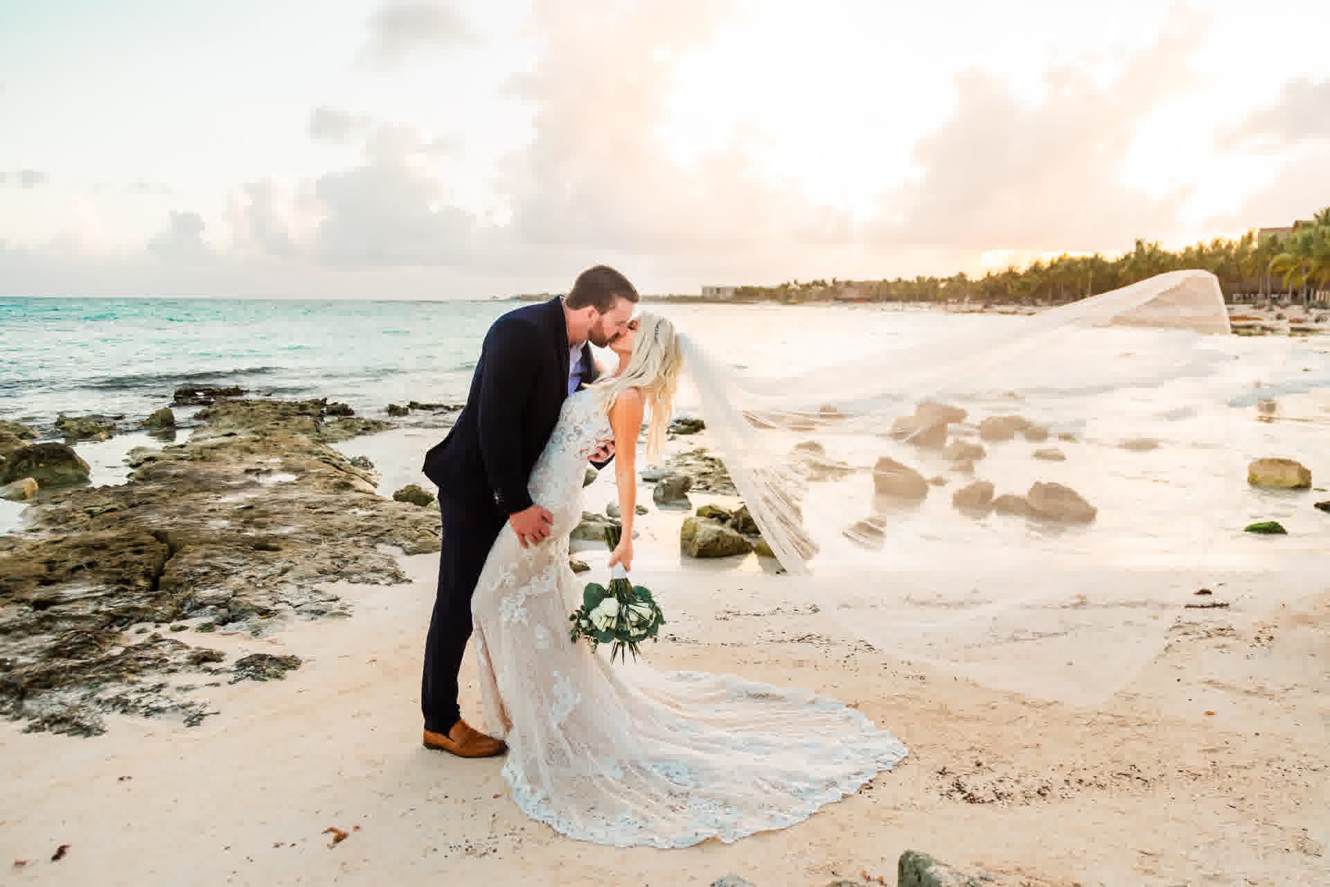 Wedding photography: traditional couple portraits at a Cancun wedding by Xavier Bau